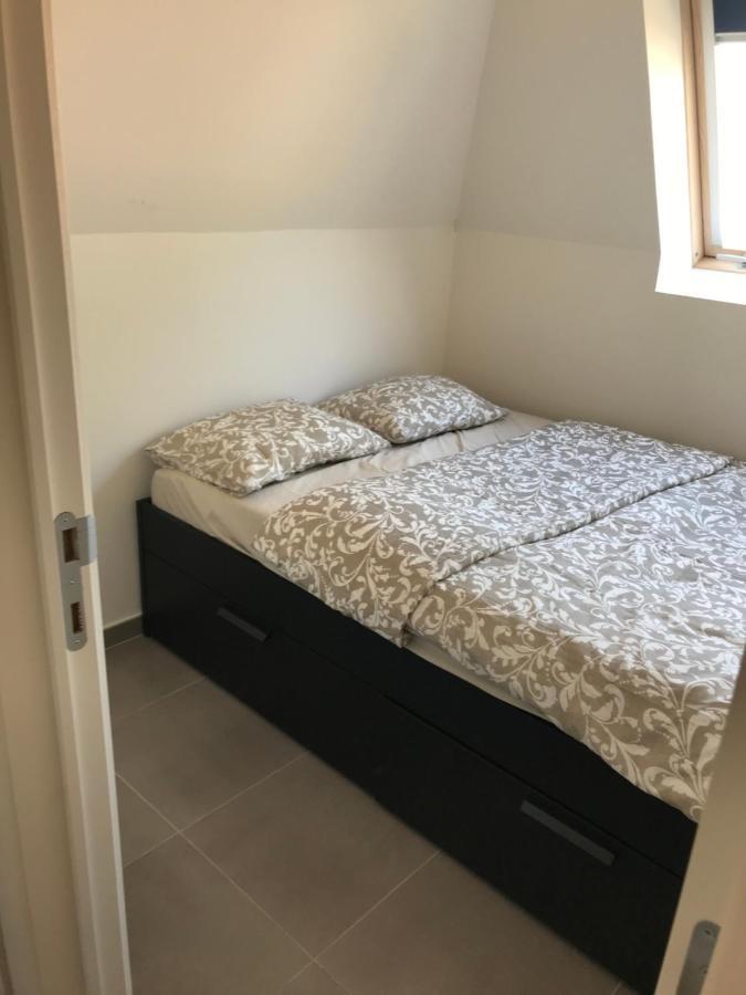 Vakantiehuisje De Panne Vlak Aan Plopsaland En De Zee Exterior photo